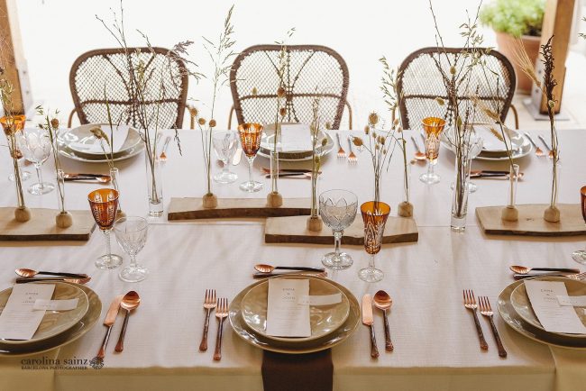 Mesa floral evento cobre